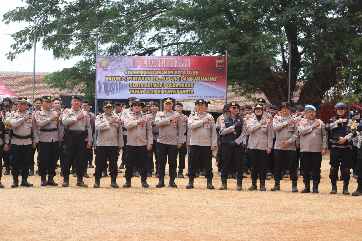 Asah Kesiapsiagaan, Sispamkota Purwasuka Perkuat Sinergi Hadapi Gangguan Keamanan