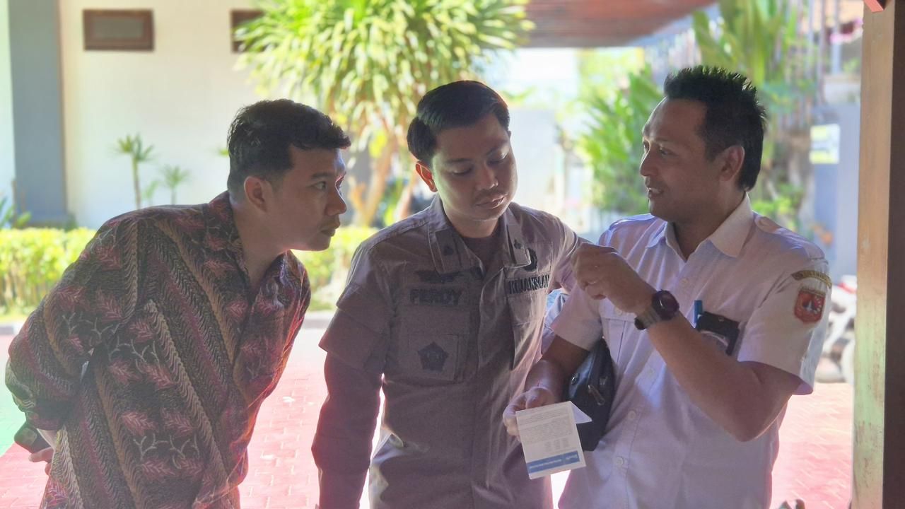 HUT ke-81, Kejari Karangasem Tes Urine Massal - Hasilnya 100% Bersih!