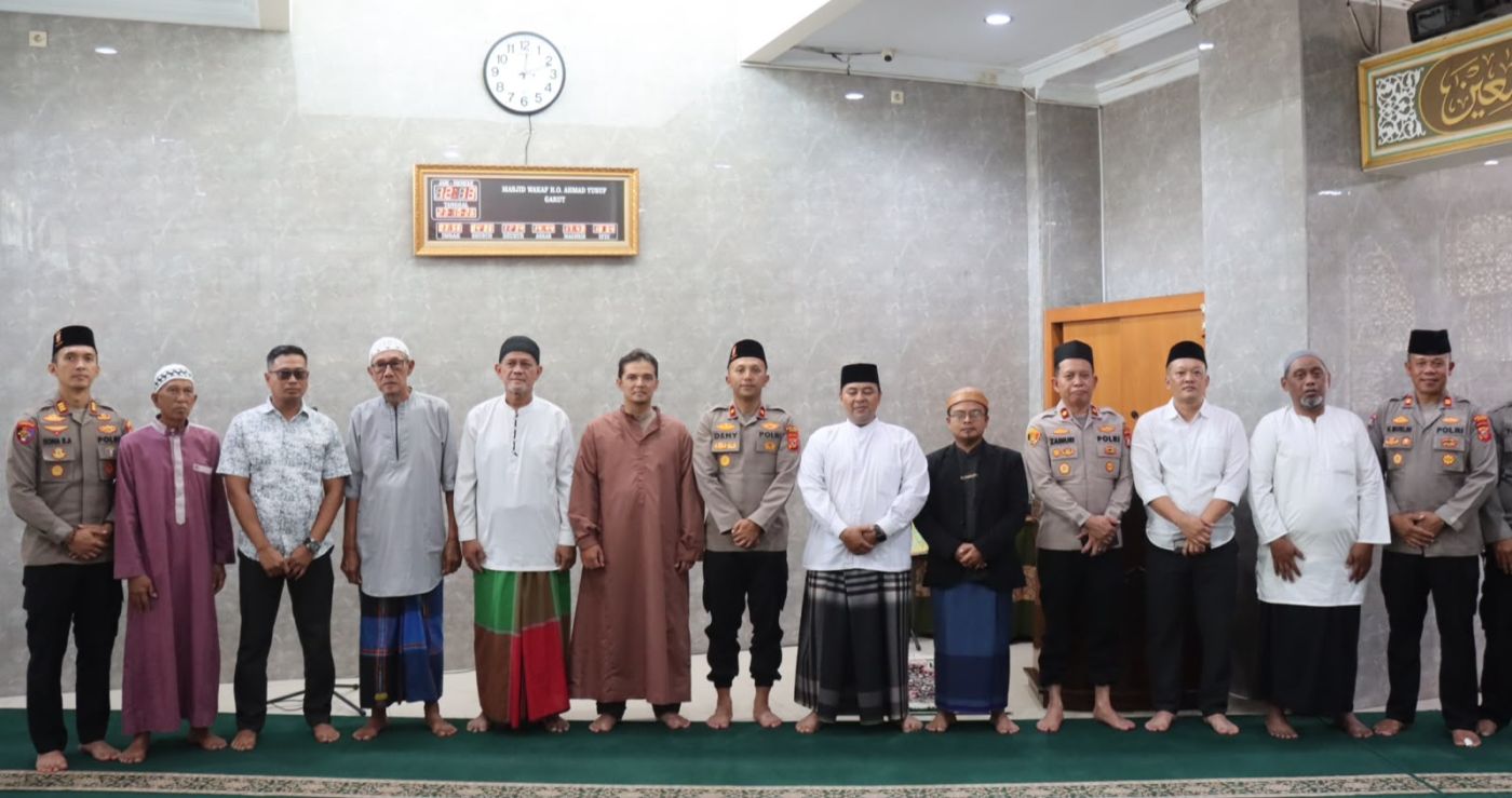 Jumat Keliling Polres Garut Ajak Masyarakat Bersama Jaga Kamtibmas