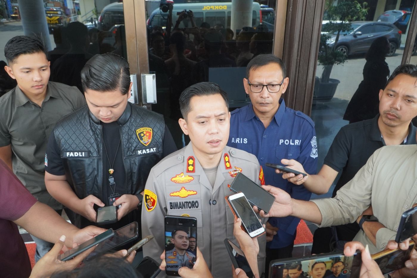 Kapolres Cirebon Kota Ungkap Peran Dua Tersangka dalam Kasus Konten Asusila Sesama Jenis