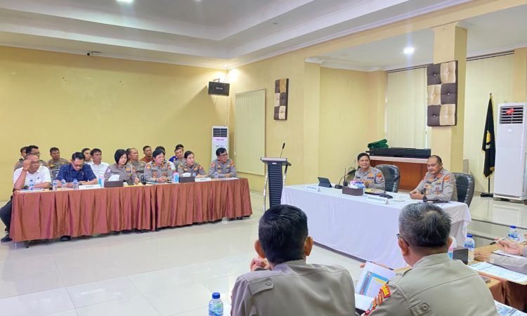 Kapolresta Manado Pimpin Gelar Operasional dan Pembinaan Semester I 2026, Tekankan Evaluasi dan Peningkatan Kinerja