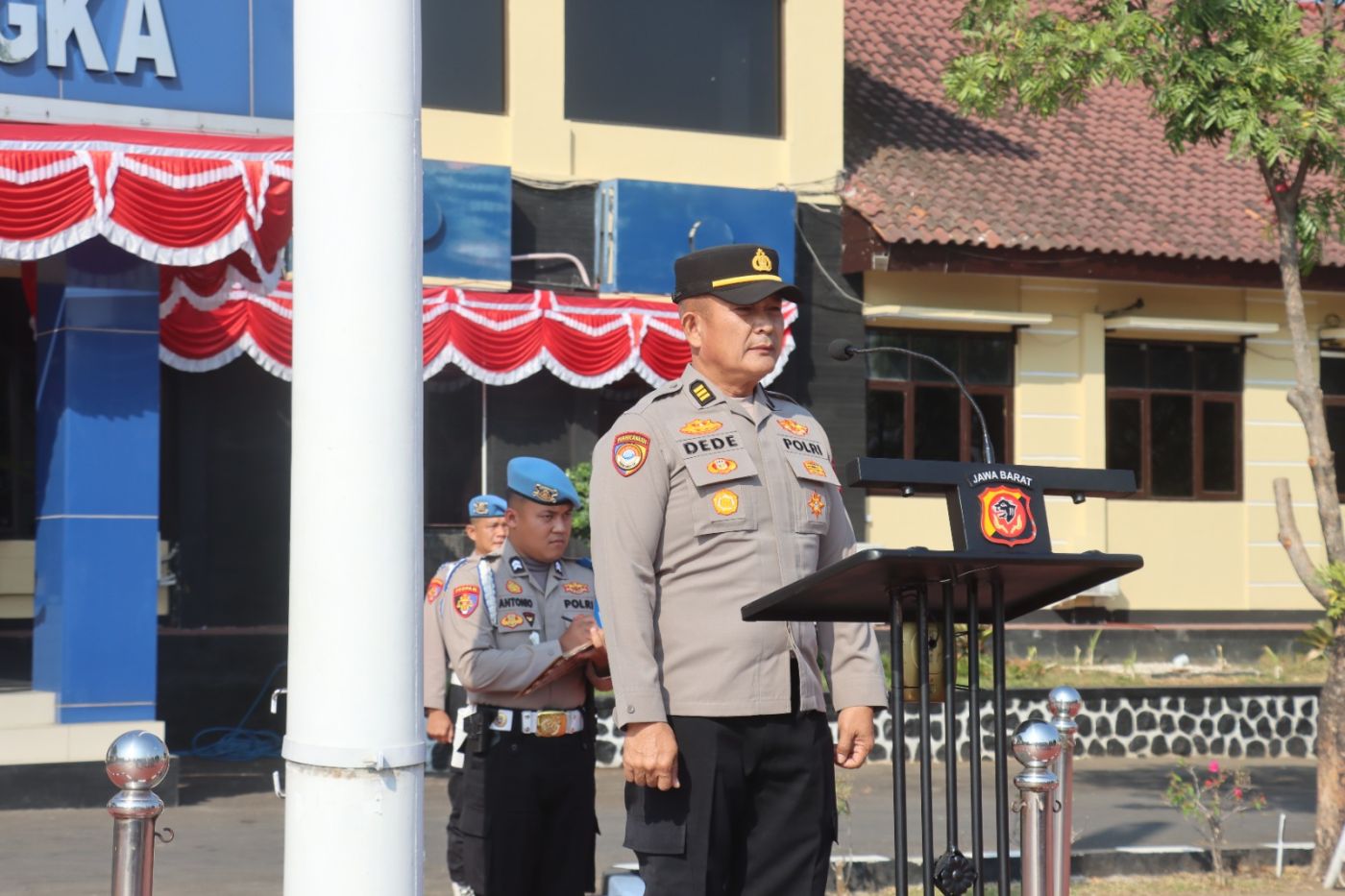 Pimpin Apel Pagi Polres Majalengka, Kabag Ren Tekankan Kedisiplinan Hingga Evaluasi Kinerja
