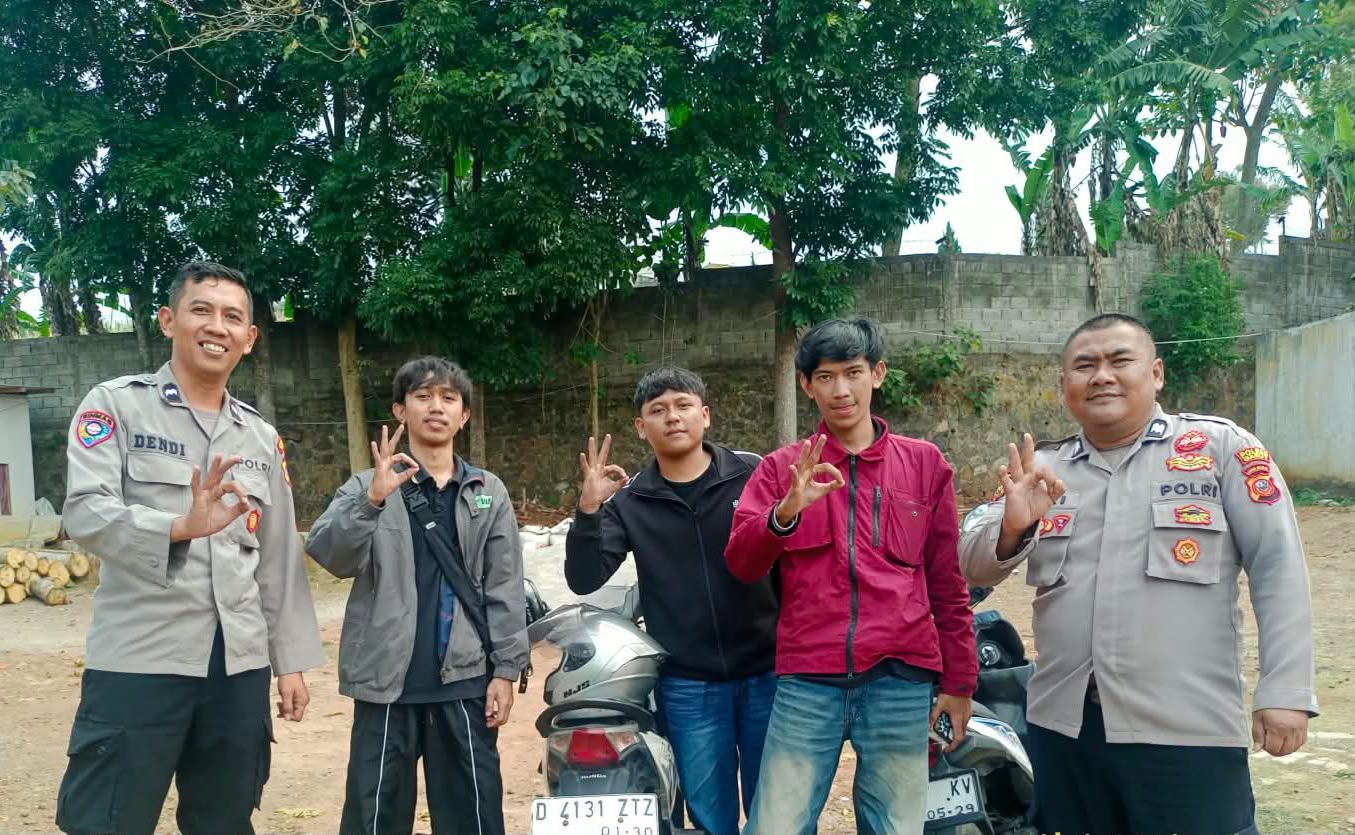 Respons Cepat Pelayanan Call Center 110, Polsek Kadungora Bantu Warga yang Kendaraannya Mogok